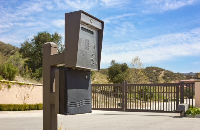 Commercial Gate Installation in Seattle, WA