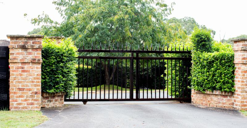 Driveway Fence Installation in Plano, TX